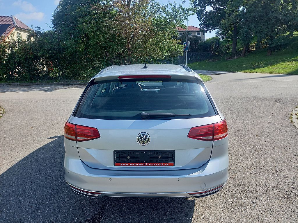 Volkswagen Passat 2.0Tdi 140kw+klima+MANUAL+ROZVODY - 8