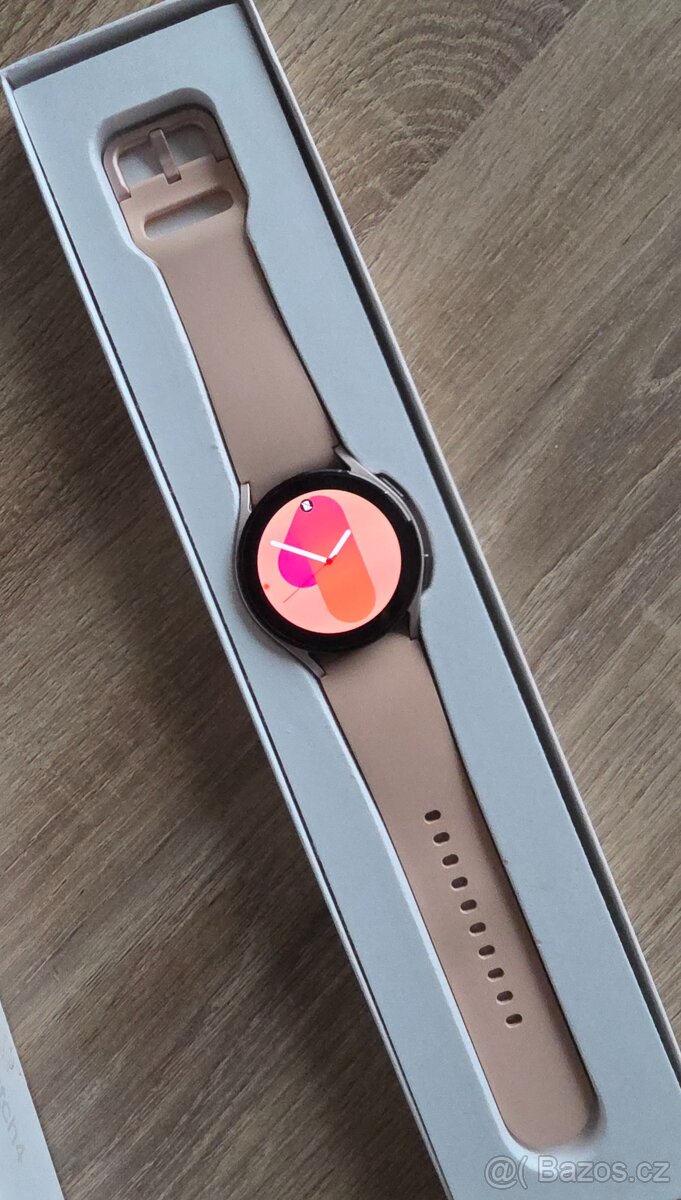 Chytré hodinky Samsung Galaxy Watch5 / 40 mm / Pink Gold - 8