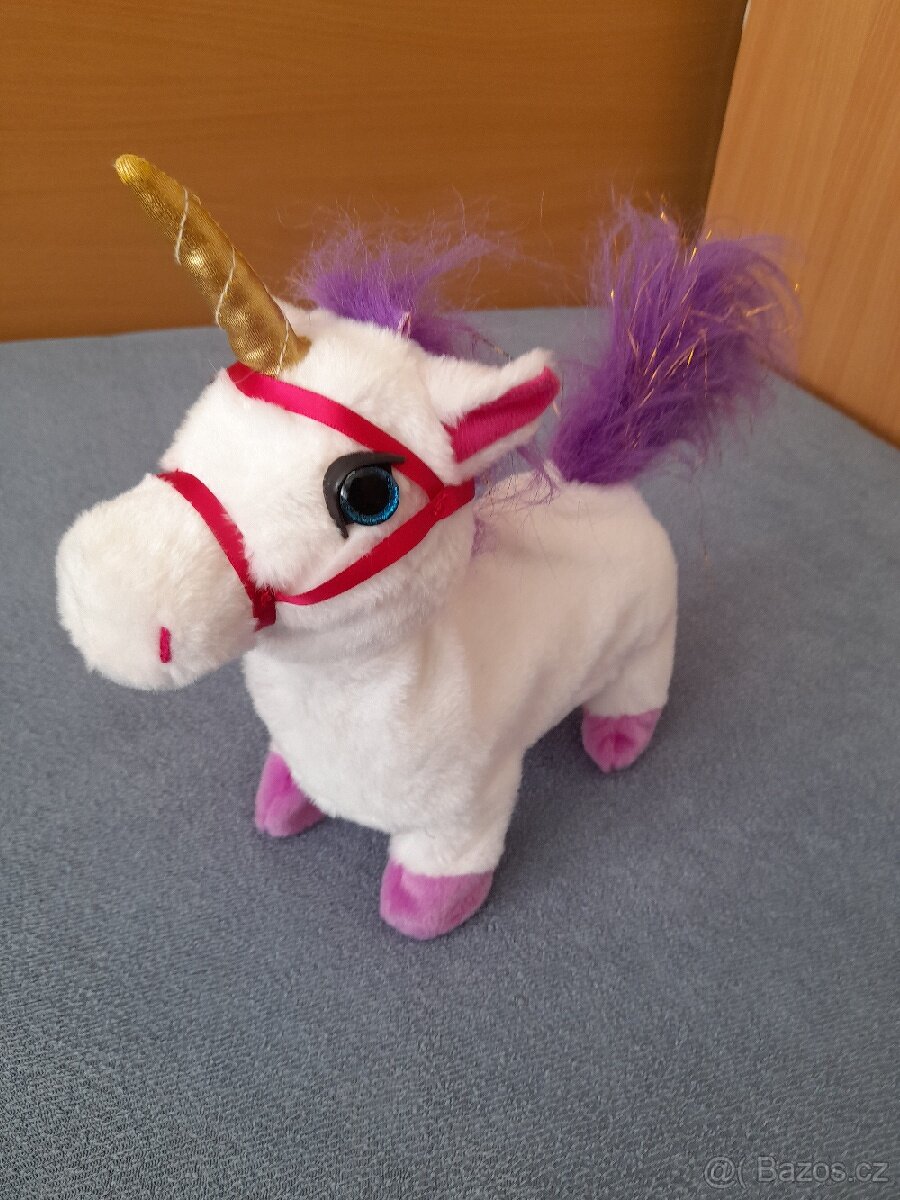 Koníci. Addo chodící jednorožec.Pejsek s vodítkem. - 8
