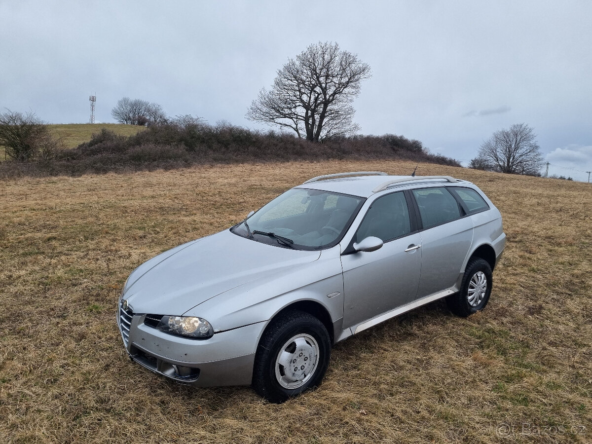 Alfa Romeo Crosswagon 1.9 jtd Q4 - 8