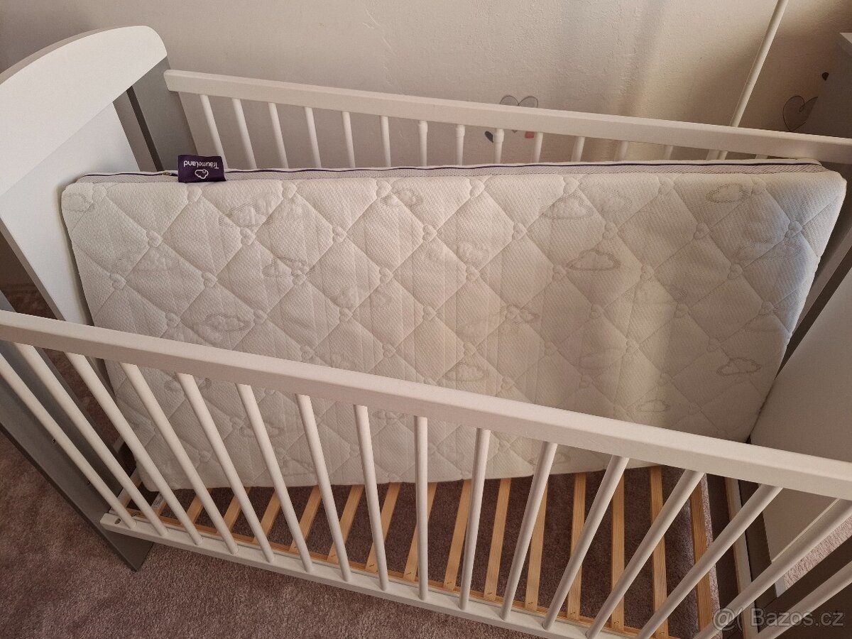 Set postylky, komody + matrace a podložka - 8