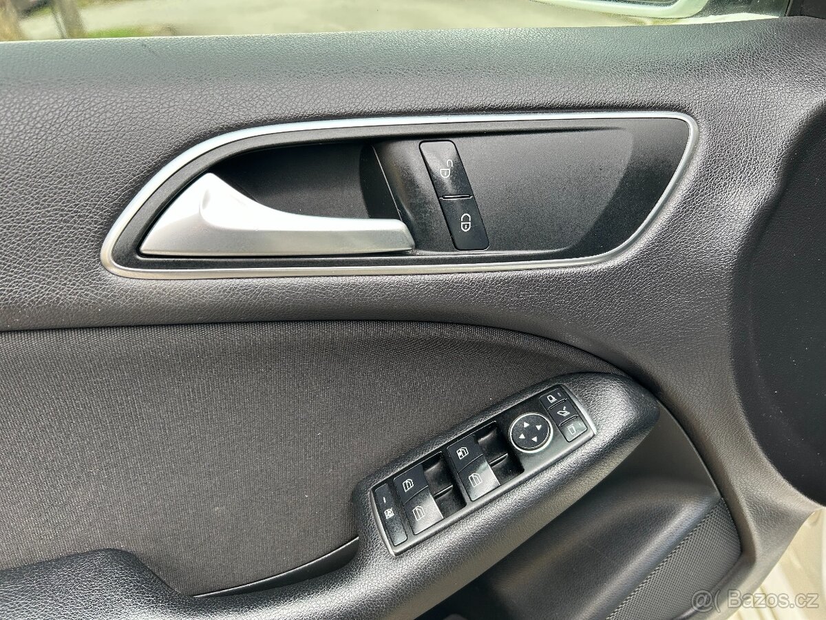 Mercedes-Benz B 180i - 8
