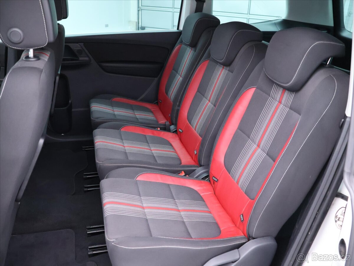 Volkswagen Sharan 2,0 TDI 125kW Match Navi 1.Maj (2013) - 8