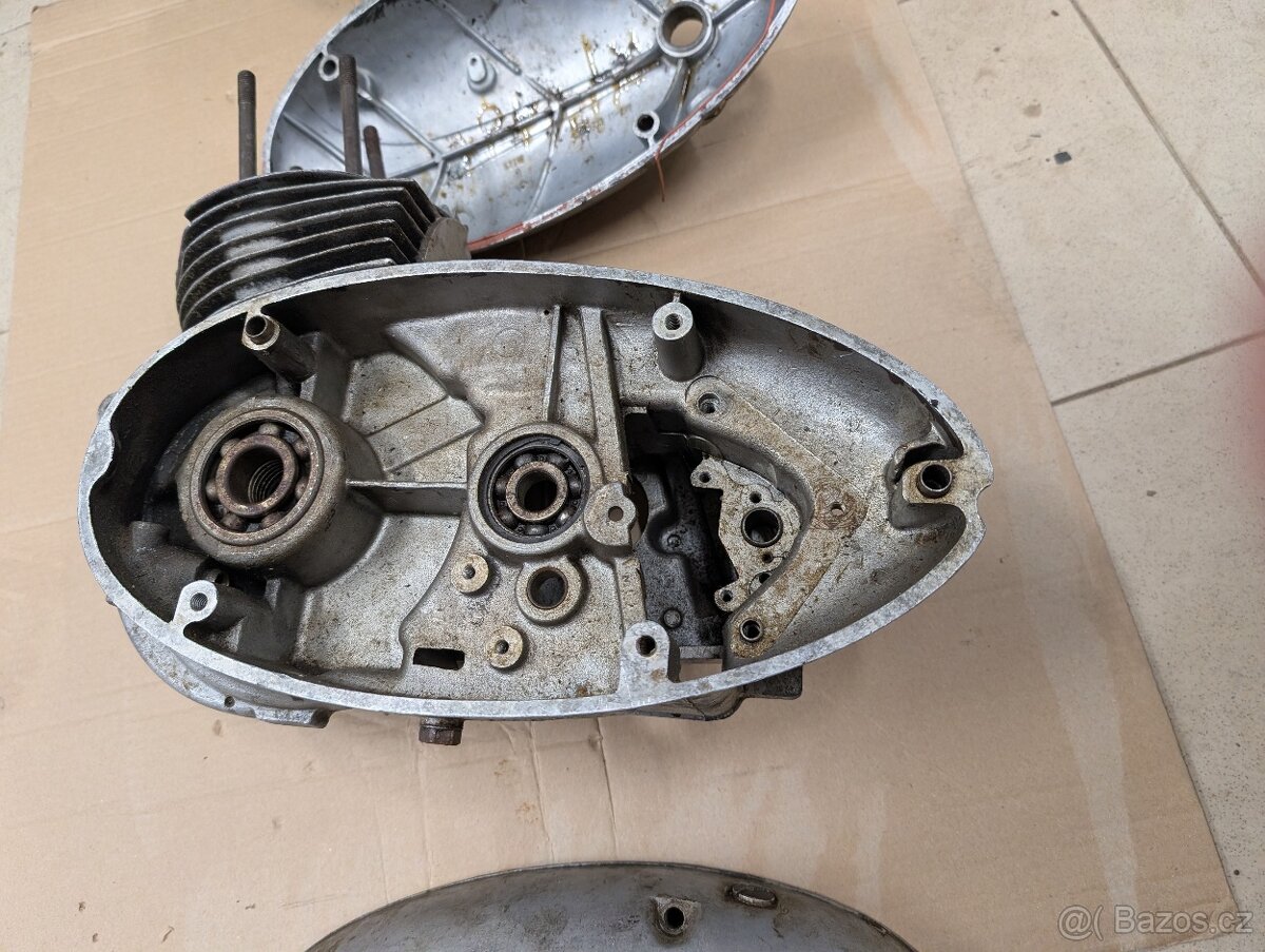 Jawa ČZ kývačka Jawa 353 motor JAWA - 8