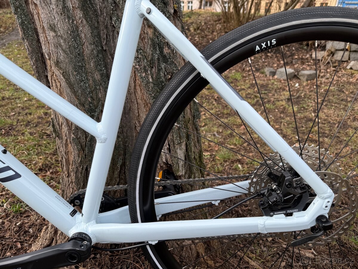 Specialized Sirrus 3.0 ST - 8
