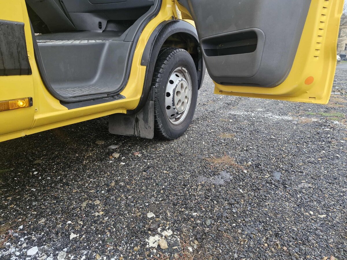 Iveco daily C30C najeto 74.000 km - 8