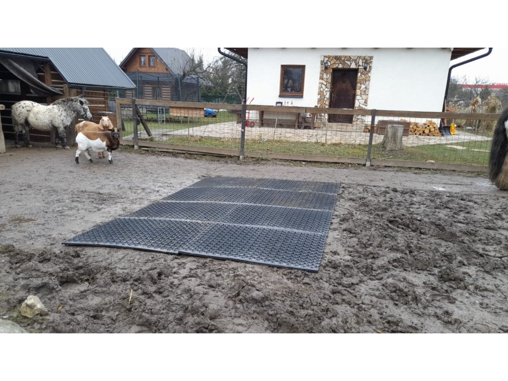 Podlahové desky Paddock zátěžové děrované z PVC 117x 84cm - - 8