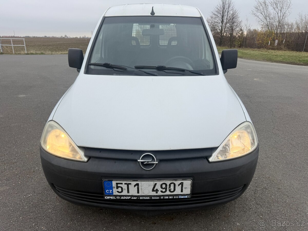 Opel Combo 1,3 CDTI PO ROZVODECH STK 11/2027 - 8