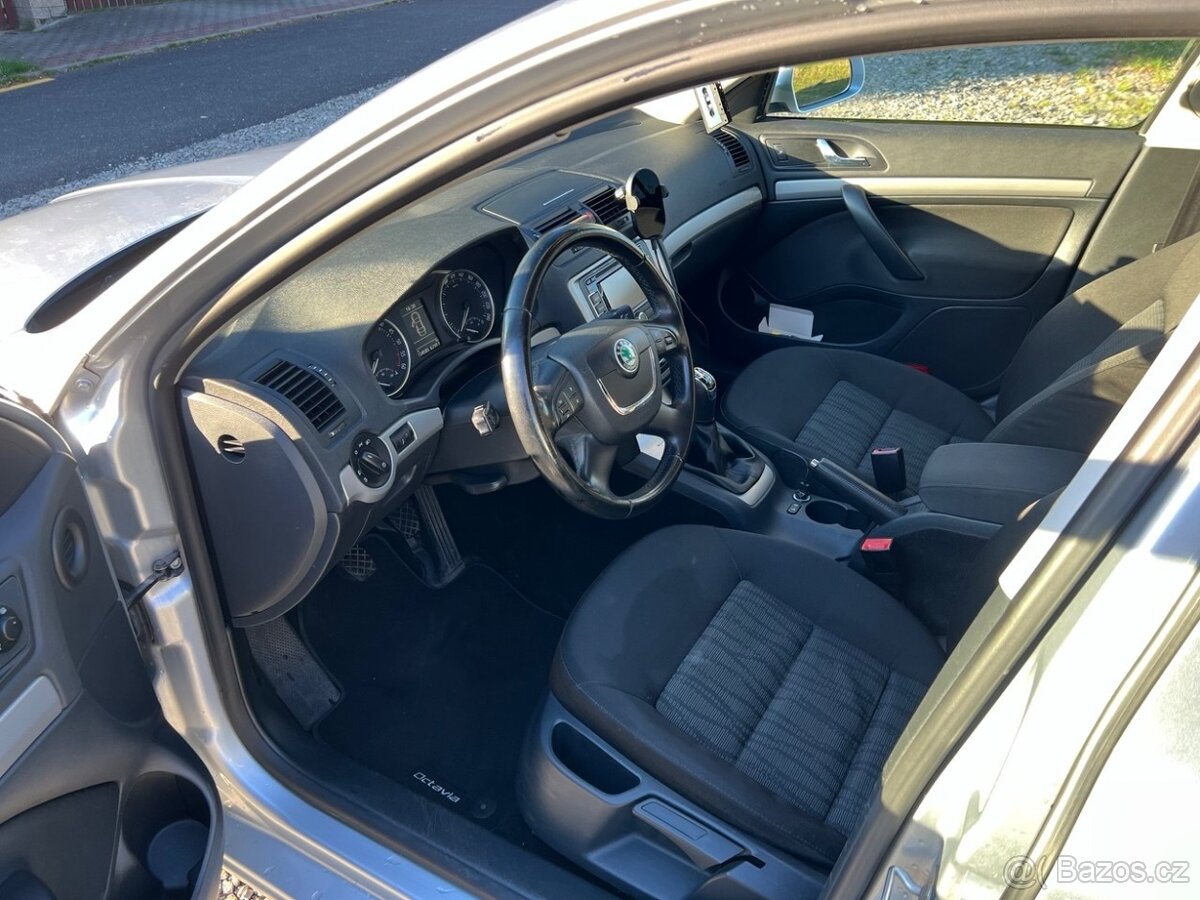 Škoda Octavia 2.0 TDI - 8