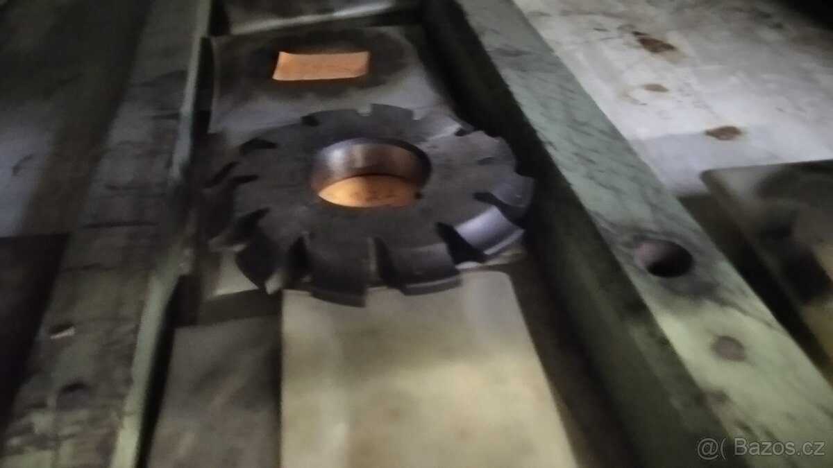 Upínací trny, modulové frézy a jíné nástroje - 8