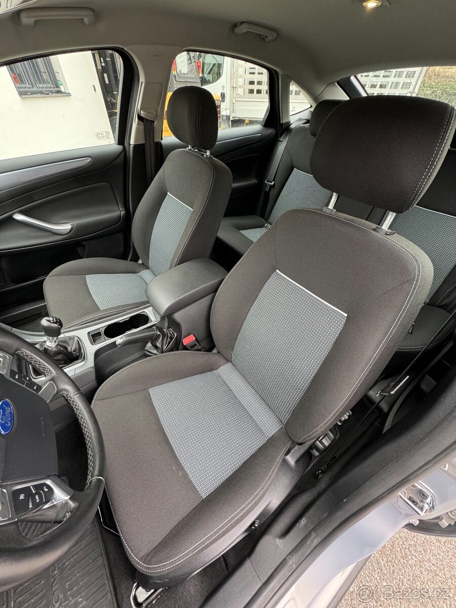 Ford Mondeo 1.6 TDCi 85 kW - 8