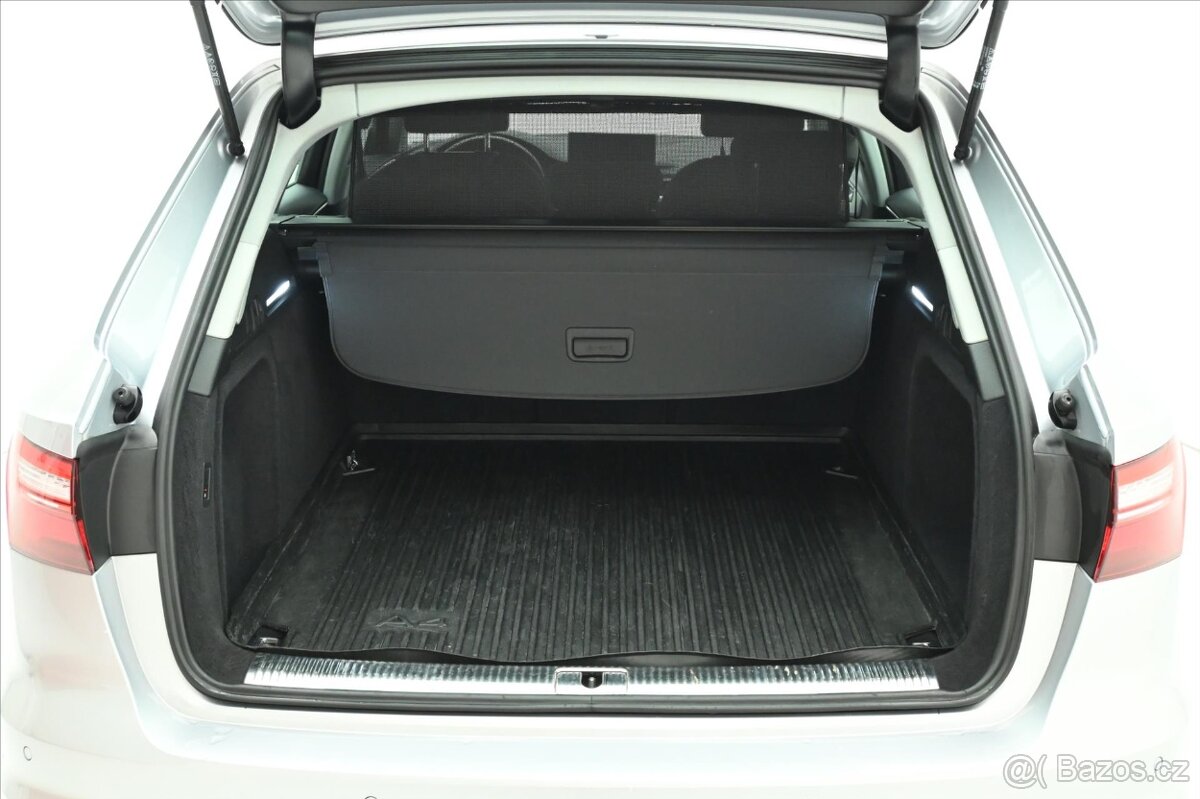 Audi A4 Attraction 2022 2,0 TDI 120 kW S Tronic - 8