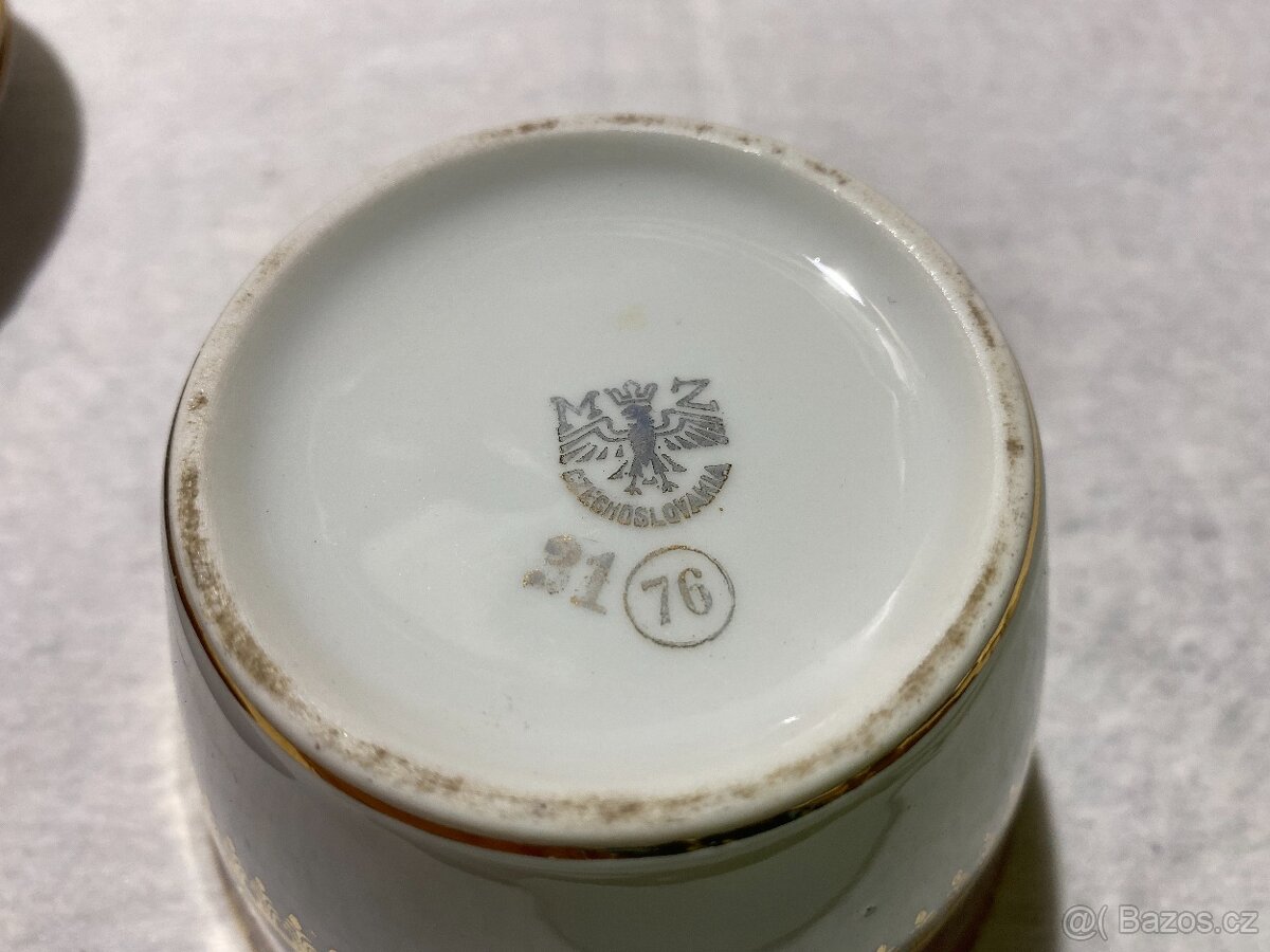 Historický porcelán sada - 8