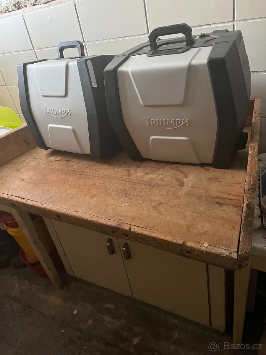 TRIUMPH TIGER 1200 - 8