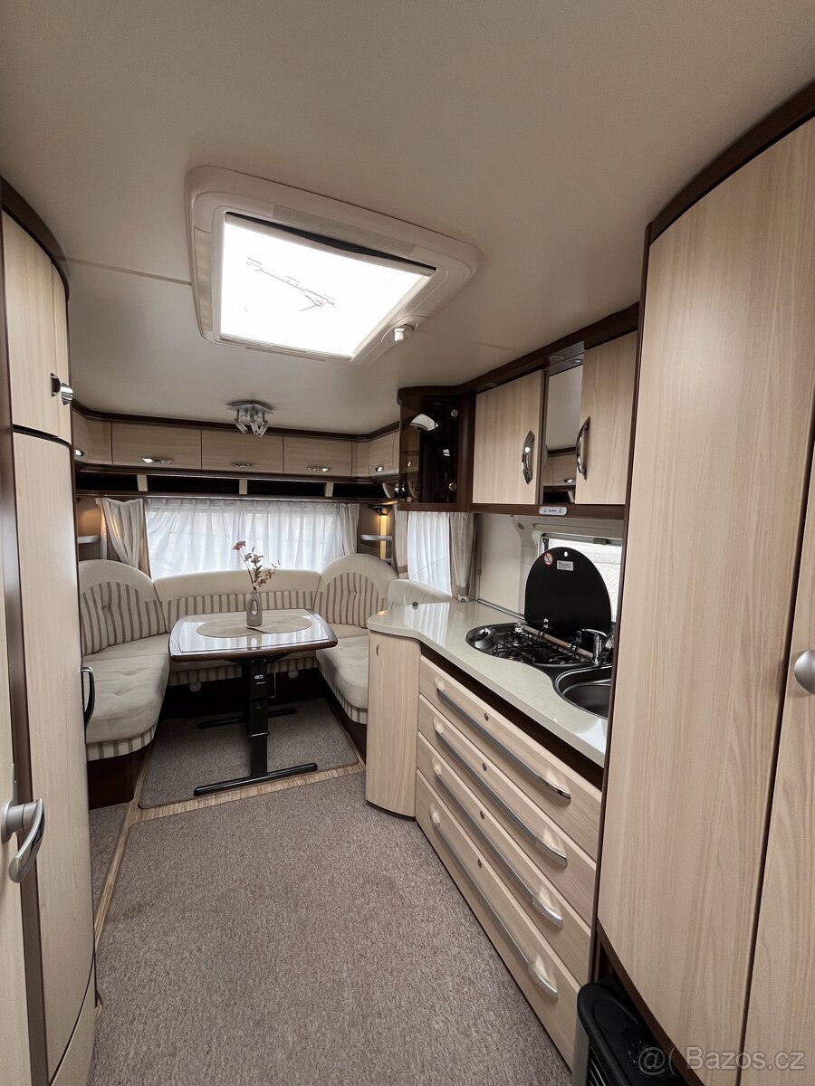 Prodám karavan HOBBY 560C - 8