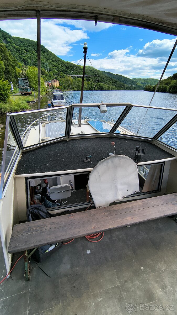 Ocelová kajutová loď 9m - 8