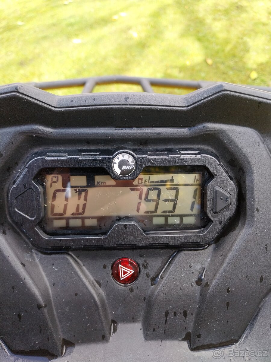 Can-am outlander 570 L Max - 8