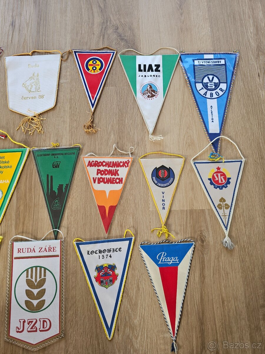 Historické vlaječky 1920 - 1980 - 8