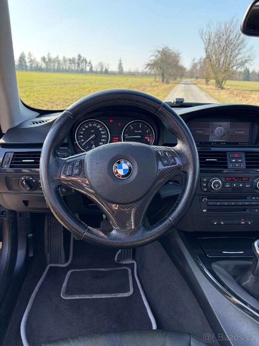 BMW E92 320D - 8