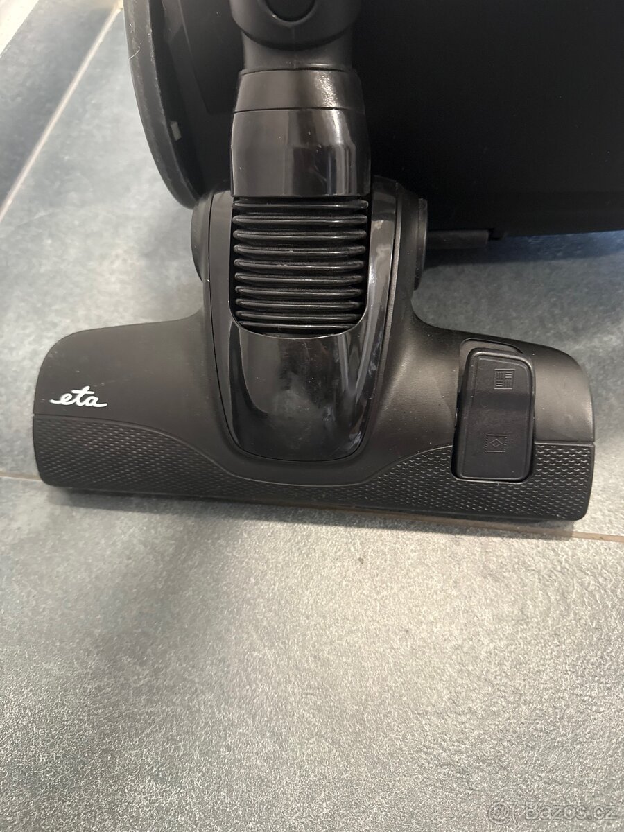 Vysavač ETA - 8