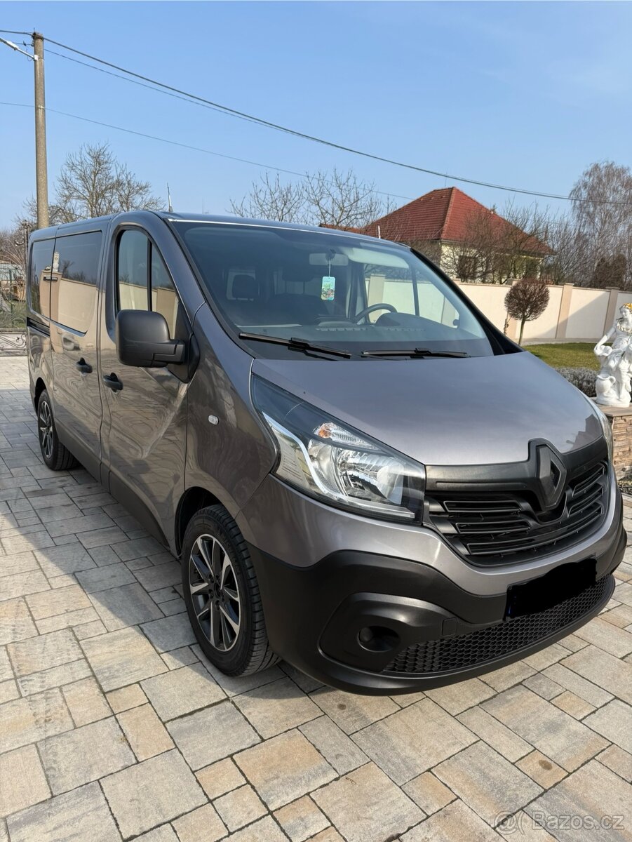 Renault Trafic 8-miestny | r. 2014 (model 2015) | TOP stav | - 8