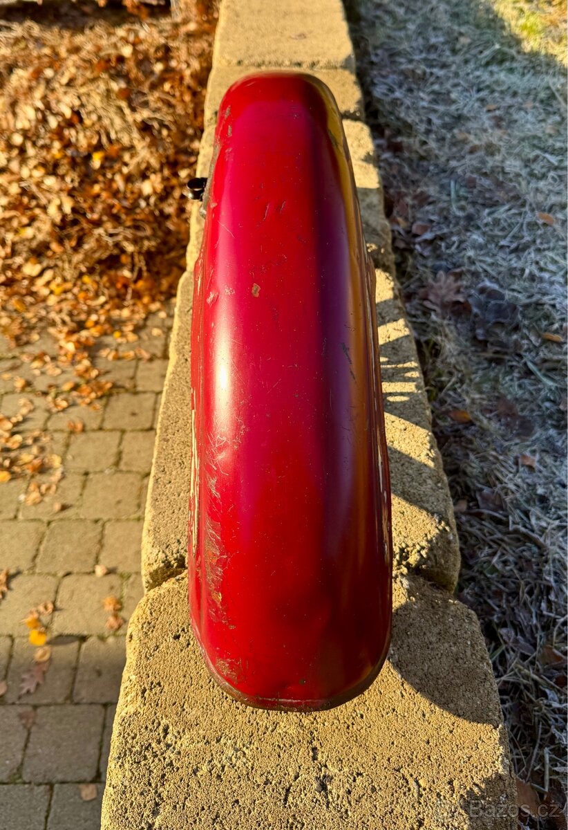 Jawa ČZ 250 350 kývačka - přední blatník - 8