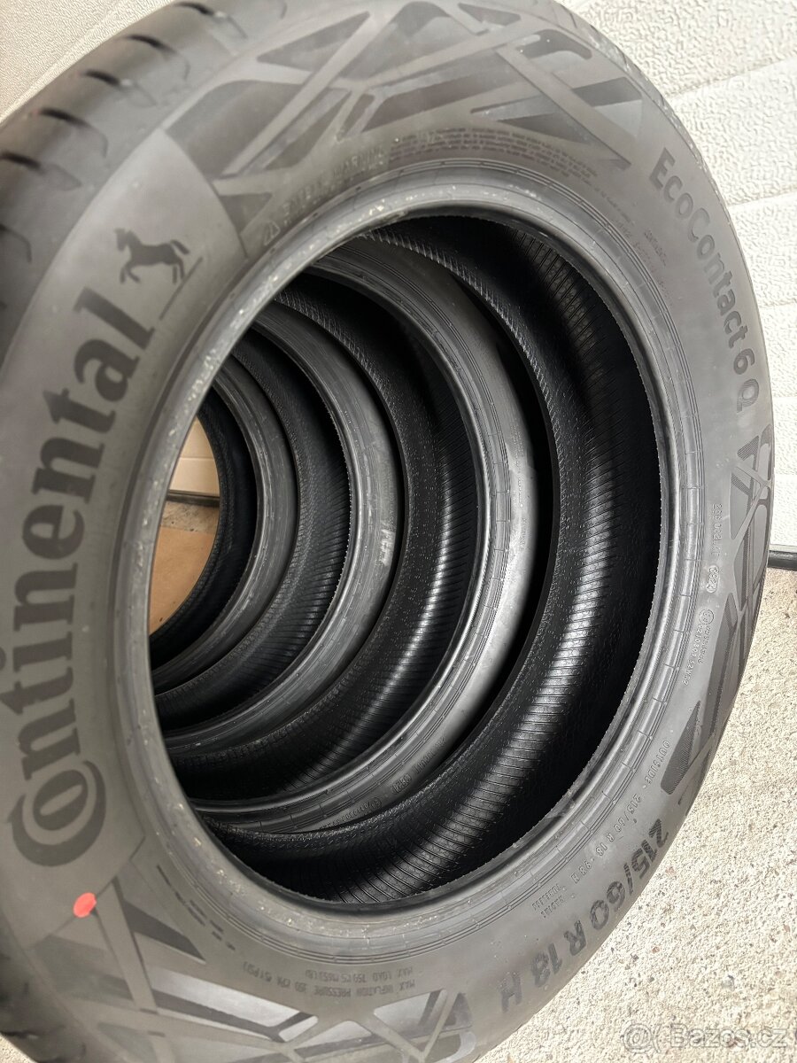 Letní pneu Continental 215/60 R18 - 8