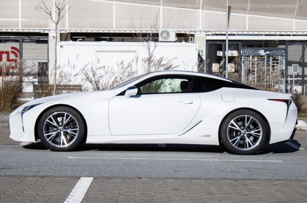 Lexus LC 500h, (2017) - 8