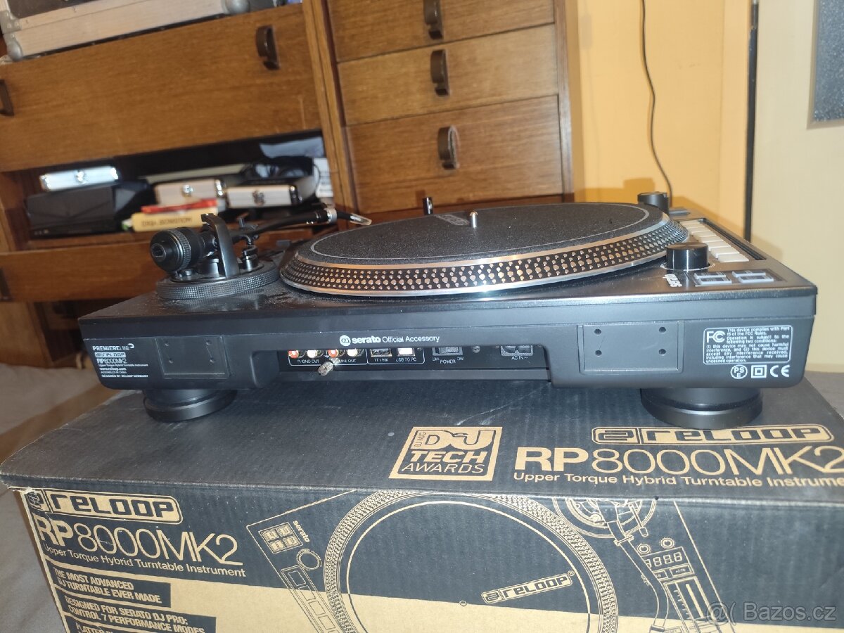 Reloop rp8000mk2 - 8