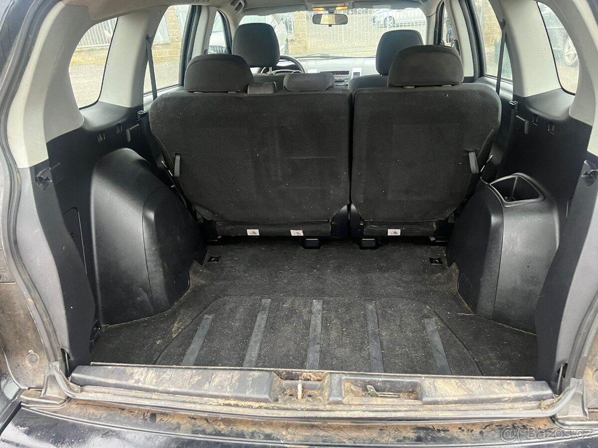 Mitsubishi Outlander 2.0 Di-D 4WD 103kW - 8