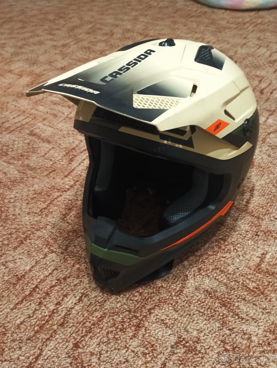 Nová Cassida,vel L - 8