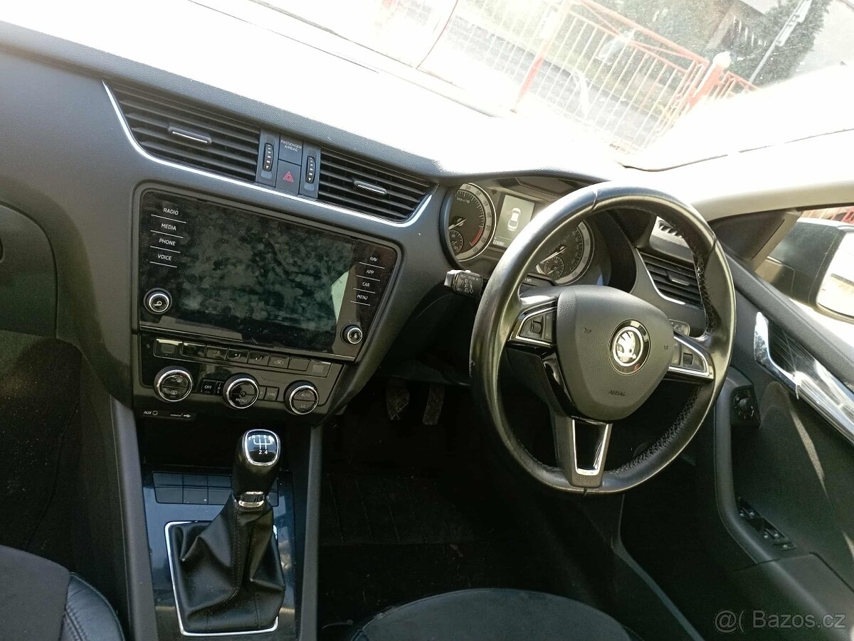 Škoda Octavia III 3 facelift fullled, alcantara,orig.alu - 8