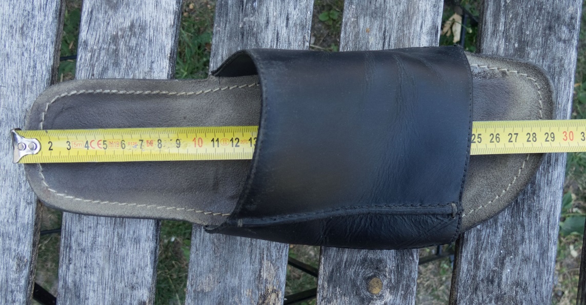 Kožené šľapky Kickers na nohu 43 - 8