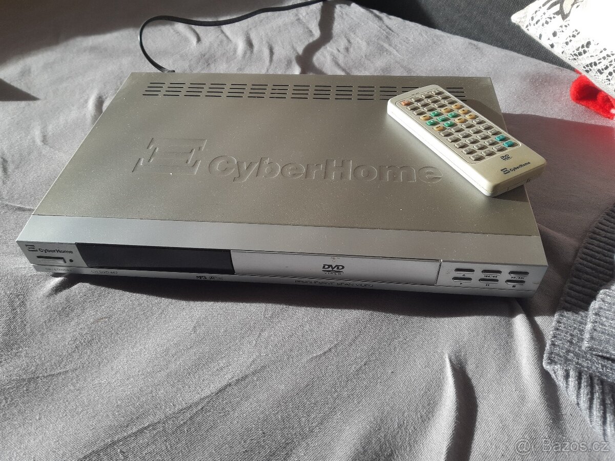 DVD přehrávač Cyberhome CH-DVD 462 - 8