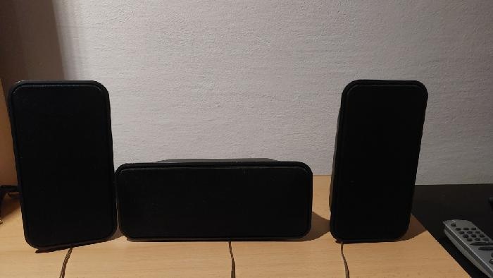 sloupkové reprobedny - 8