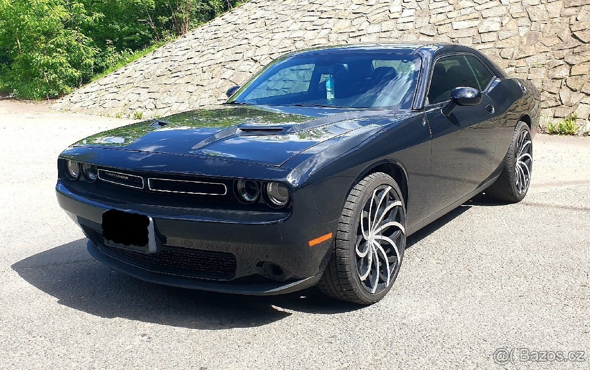 Dodge Challenger 3.6i STK 5/2027 - 8