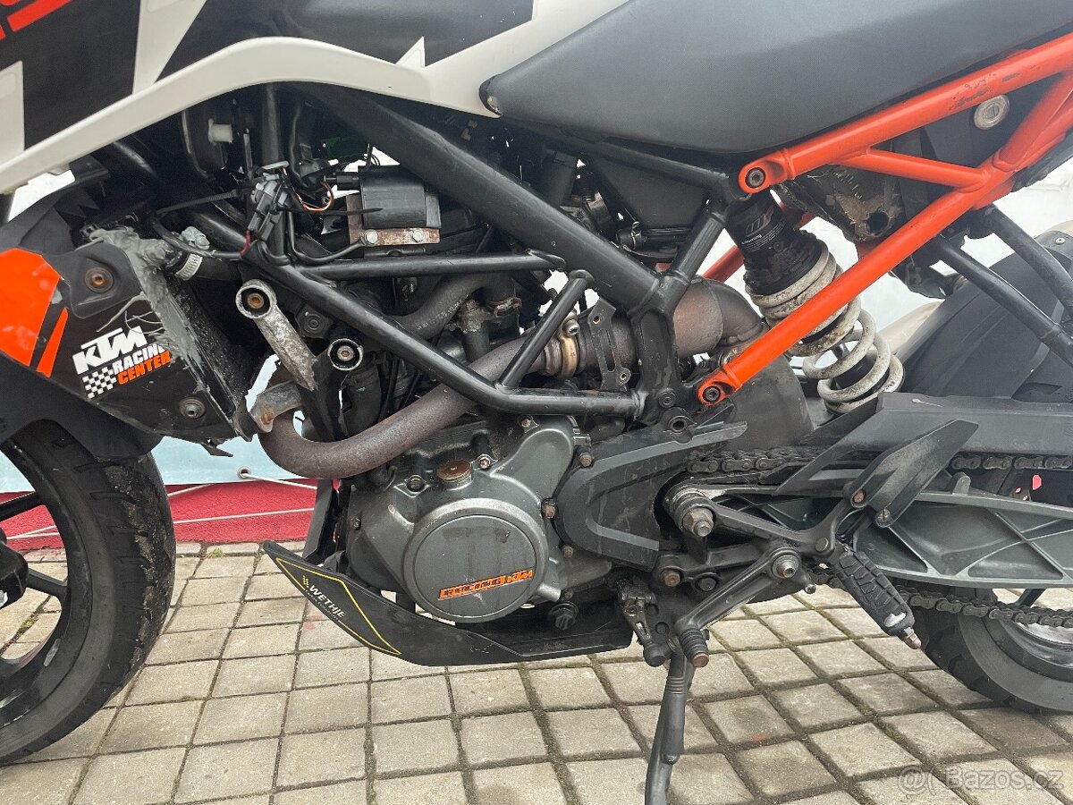 KTM Duke 125 2017 - 8
