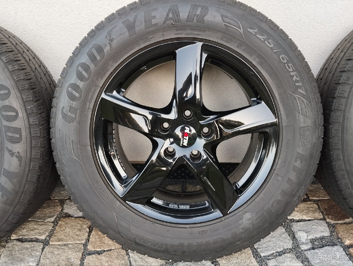 ALU Honda CR-V 4.generace ( 2013-2018)+ celoroční Goodyear - 8