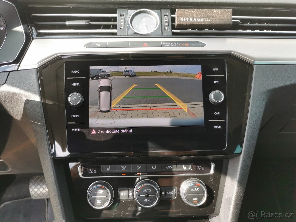 VW PASSAT 2.0 TDI 110kW DSG Highline Variant, ODPOČET DPH - 8