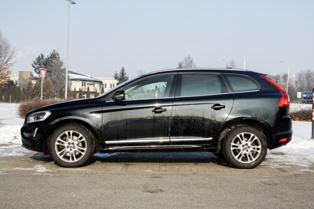 Volvo XC60 140kW (2015) - 8