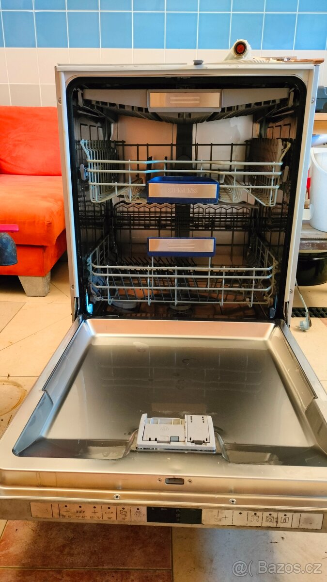 Myčka Siemens 60cm - 8