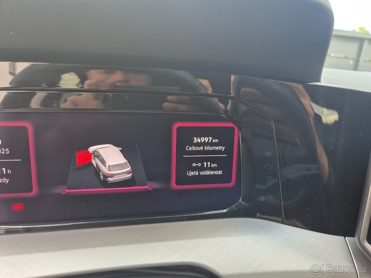 VW Golf Variant 1.5tsi 85kw Life, ČR - 8