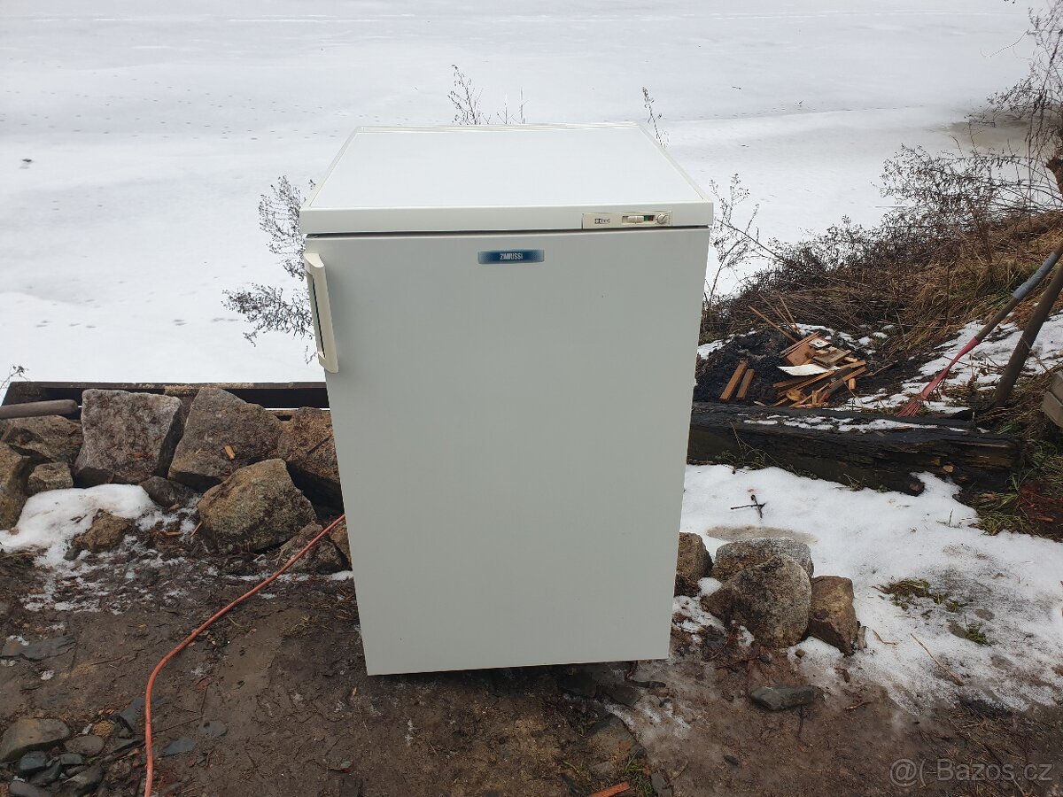 Mrazák Zanussi - 8