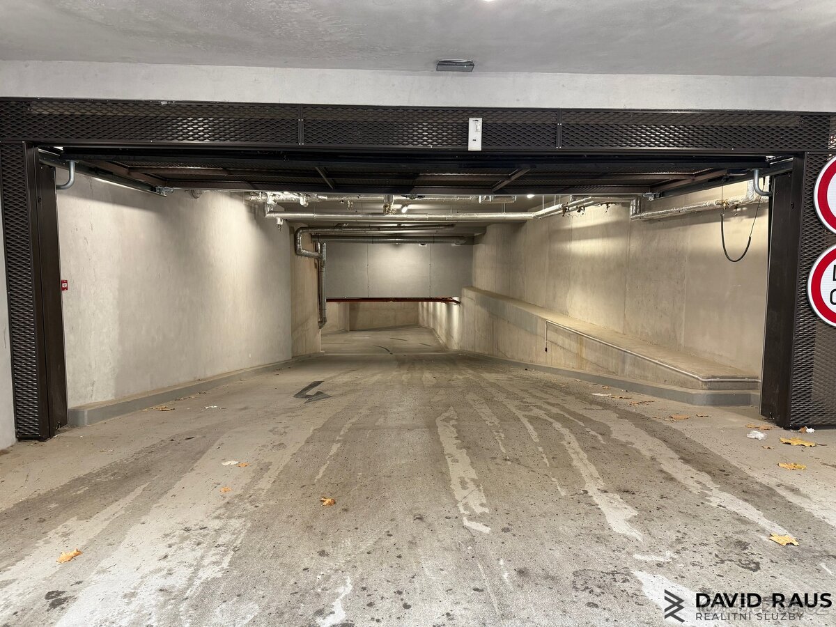 Pronájem garážového stání 13 m², Brno - Pekárenský dvůr - 8