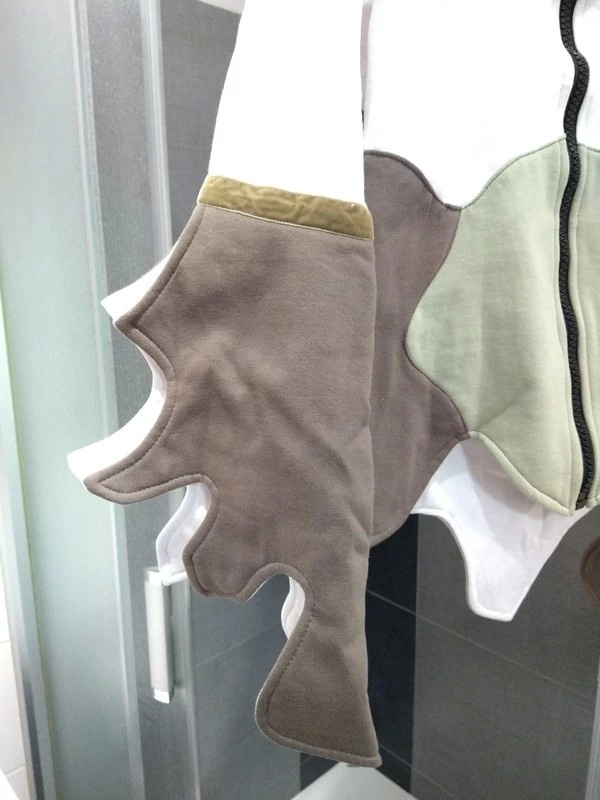 Skřítčí mikina, velikost S, nová, nenošená - 8