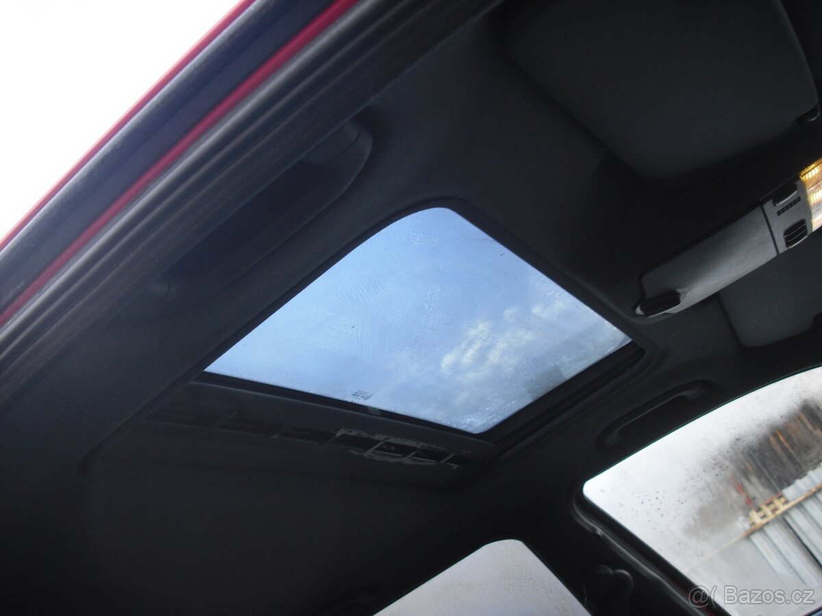 Skoda Octavia RS1 Kombi - 8