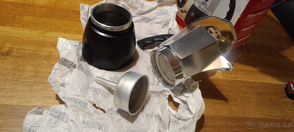 Moka konvička Bialetti na 4 šálky - 8