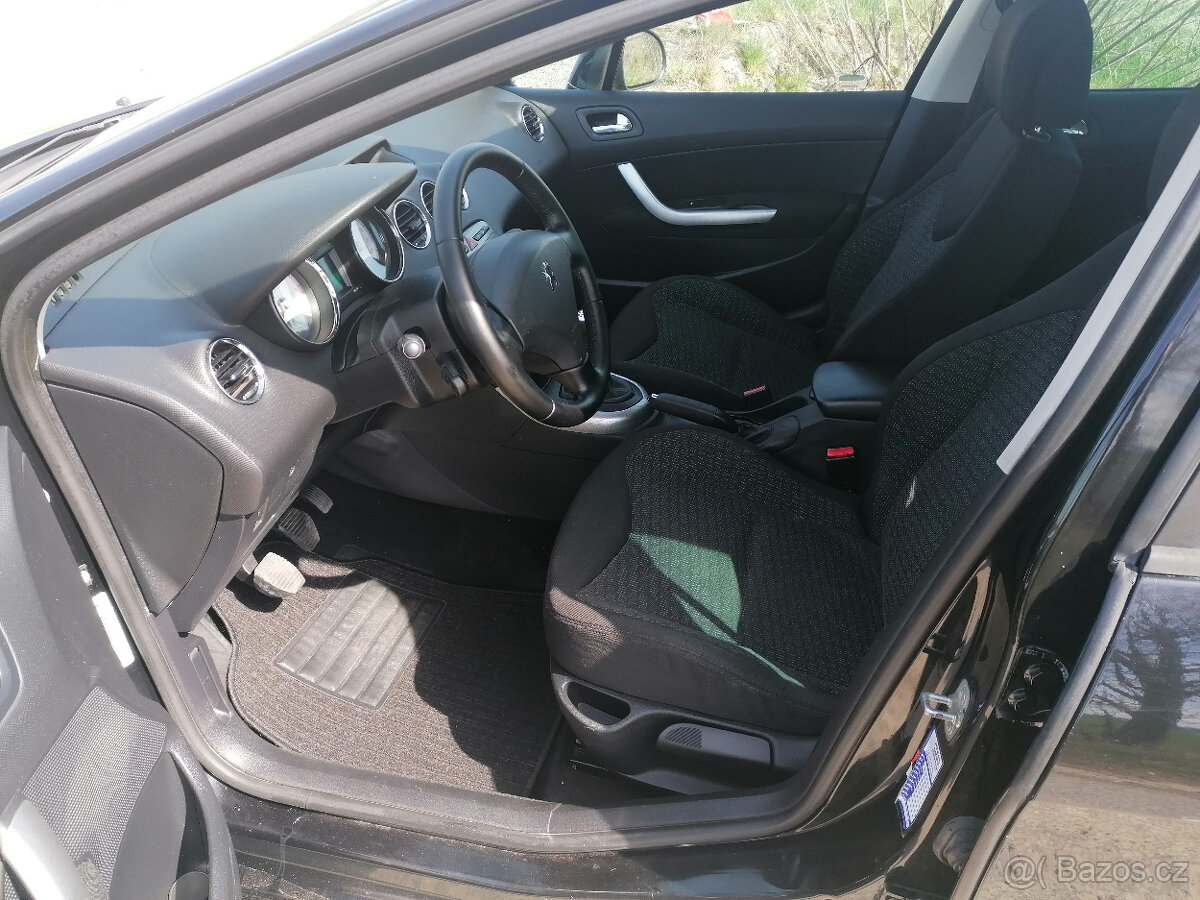 Peugeot 308 SW 1,6 HDi panorama - 8