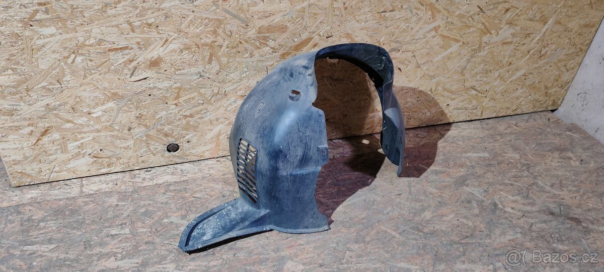 Plastový podoběh - 8