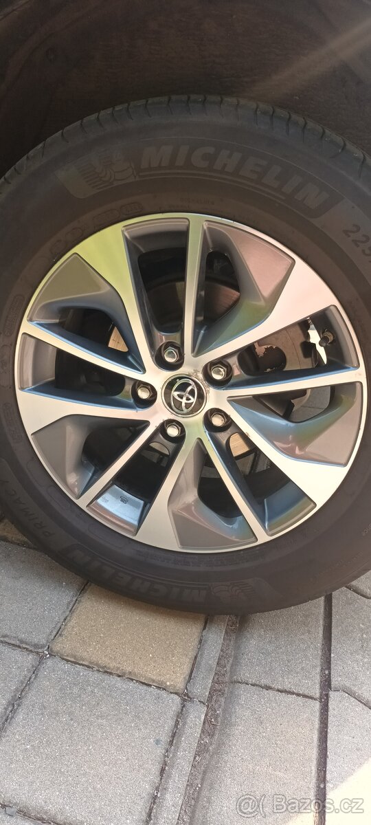 TOYOTA RAV 4 hybrid - 8